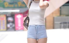 男人咬奶边做好爽动态图